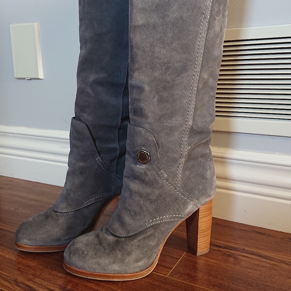 Marc by Marc Jacobs - style 694888 'Beaverton' - Picture 2 of 8